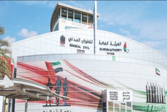 الإمارات: نقيم الوضع لاستئناف حركة الطيران