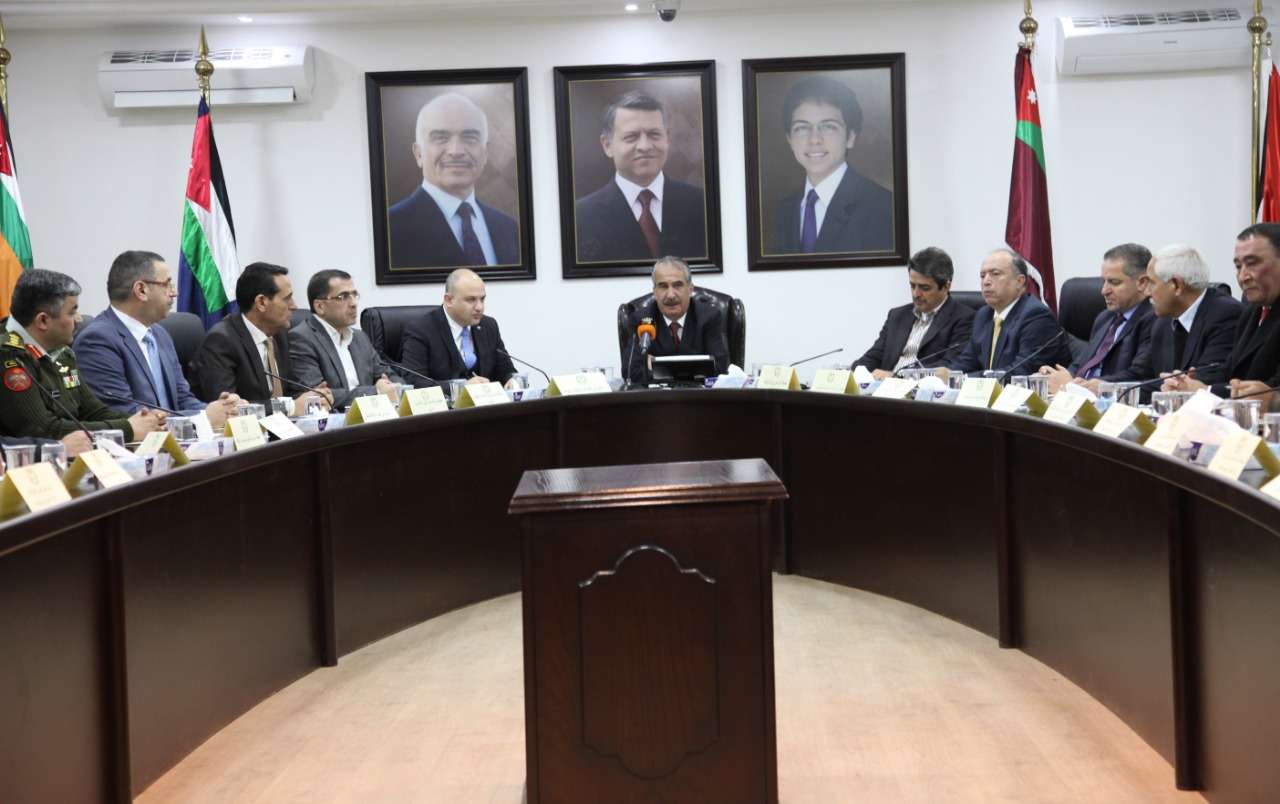 اطلاق خدمة اصدار جواز سفر للأردنيين