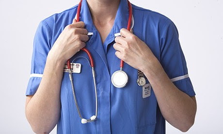 ’الممرضين‘ و’الصحة‘ تتفقان على علاوة الاقتناء