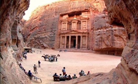 ارتفاع زوار البترا الأجانب بنسبة 42