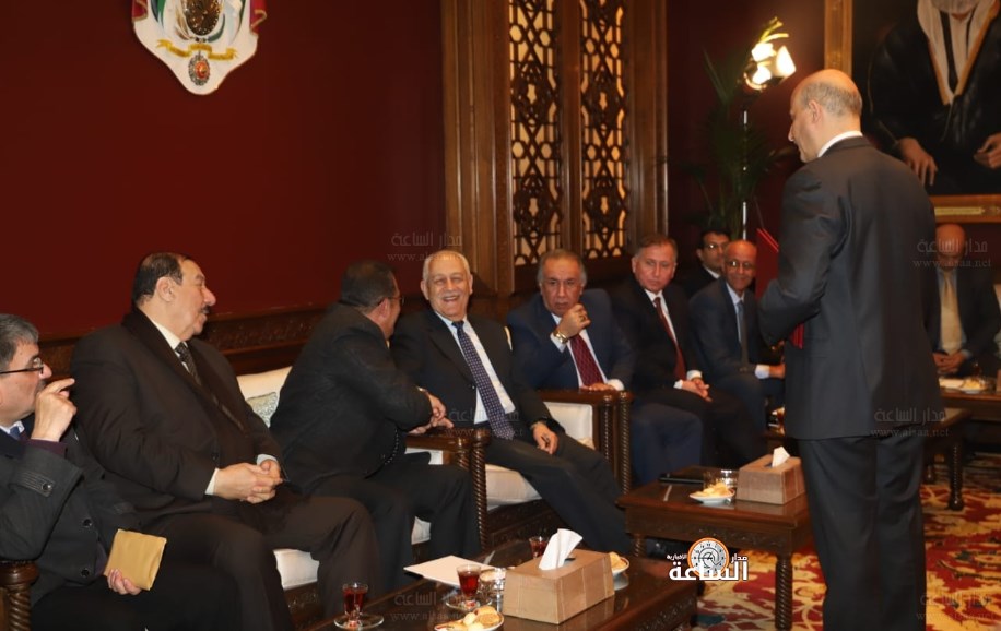 العيسوي يلتقي وفدا من عشيرة الكريشان