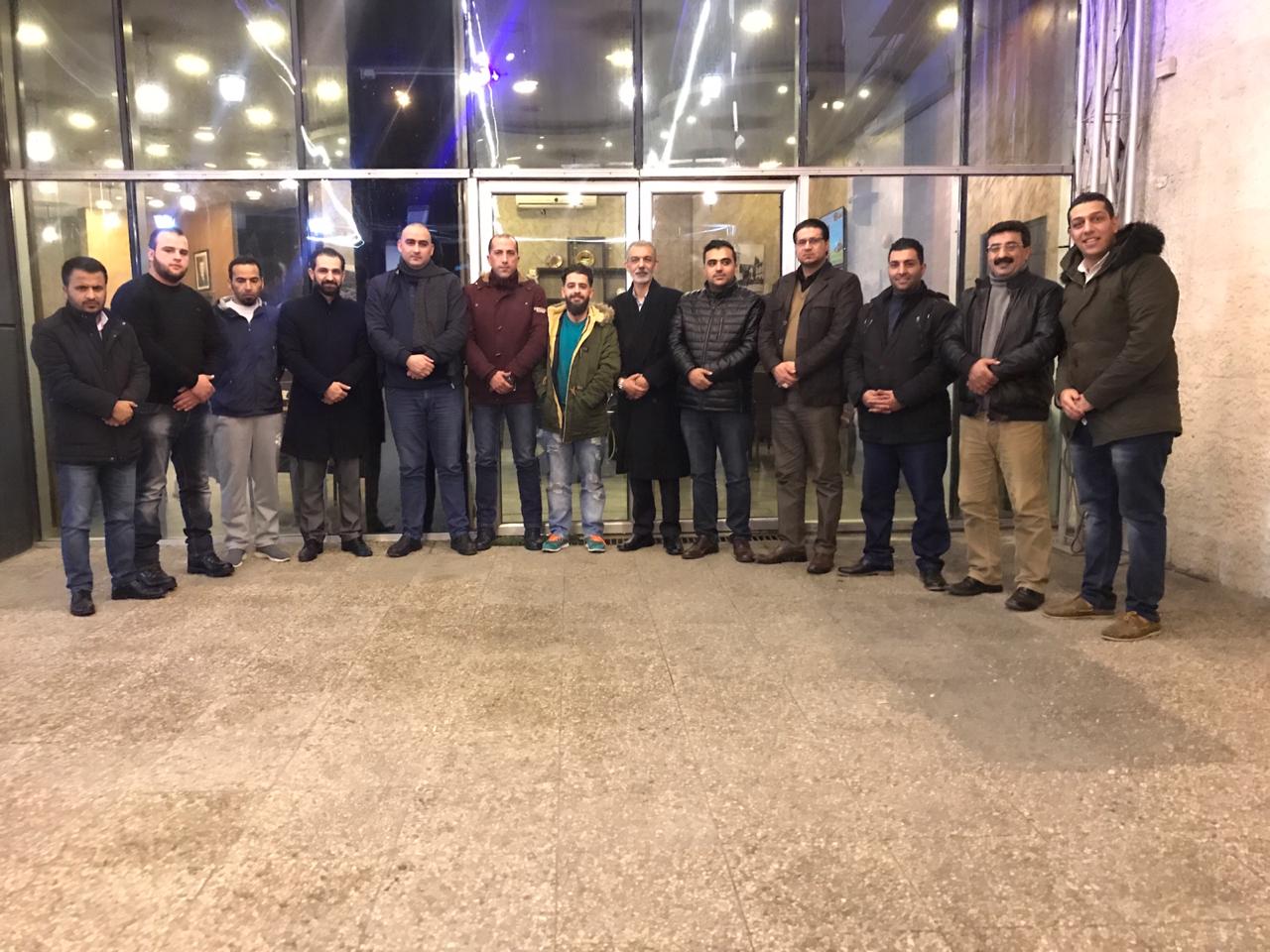 صحفيون واعلاميون يجتمعون لمتابعة قضية الزميل