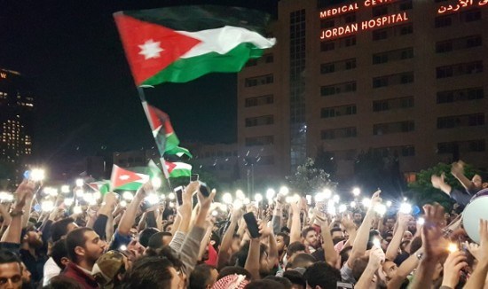 بماذا طالب محتجو الدوار الرابع