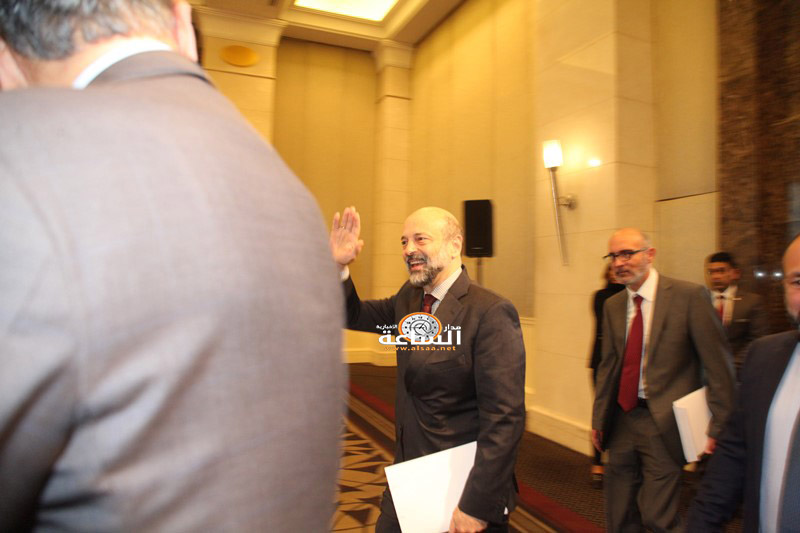 الرزاز يتحدث عن التعديل الوزاري.. لهذا