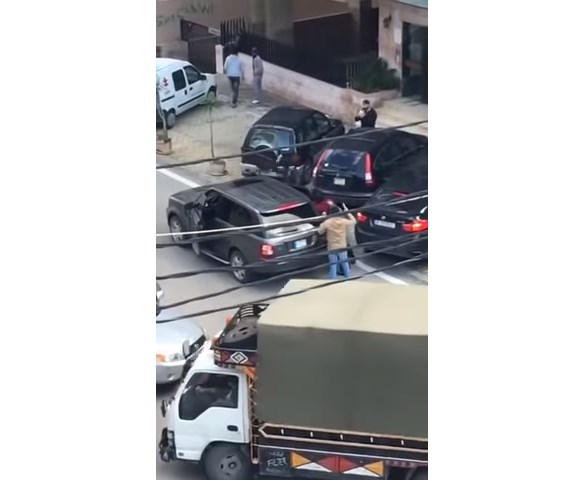 بالفيديو.. . عملية خطف في وضح