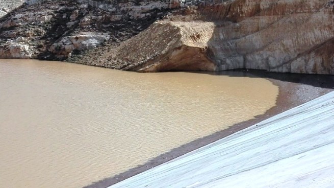 سلطة وادي الأردن تؤكد سلامة سد