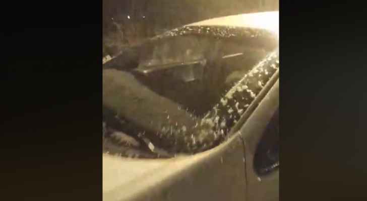 بدء تساقط زخات ثلجية على منطقة