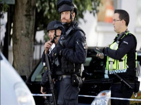 أستراليا تؤكد تلقّي عدة سفارات طرودا