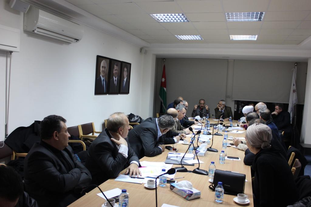 نظام الأبنية في عمان على طاولة