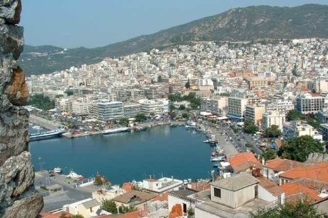 برلمان مقدونيا يوافق على تغيير اسمها