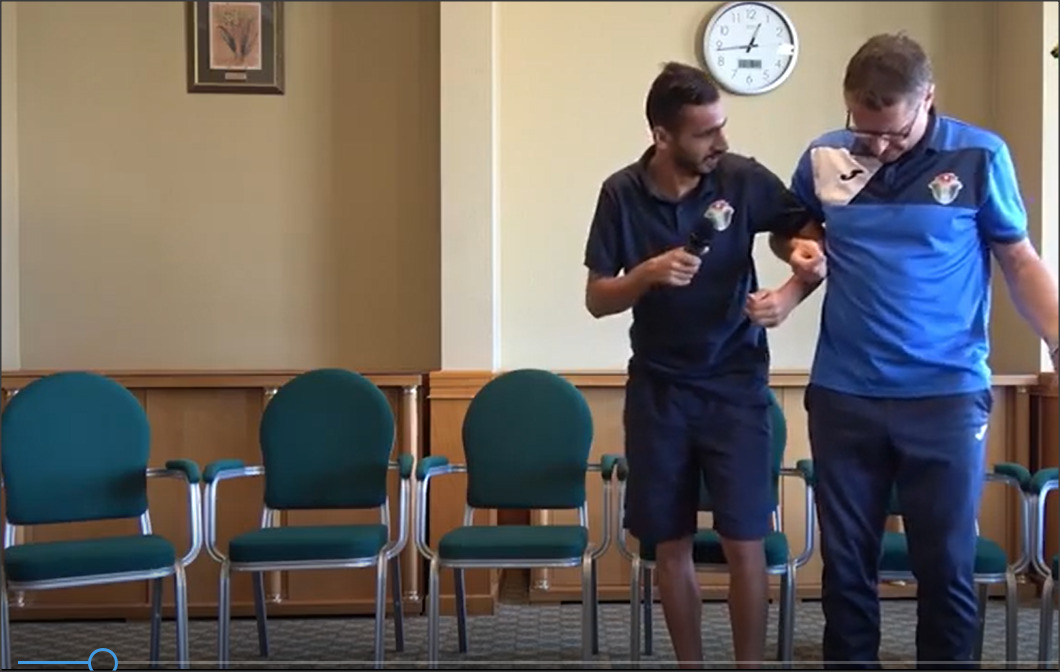 مدرب المنتخب الأردني فيتال يتدرب على