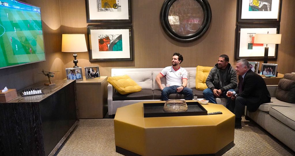 قناة الكاس القطرية تبث تقرير عامل