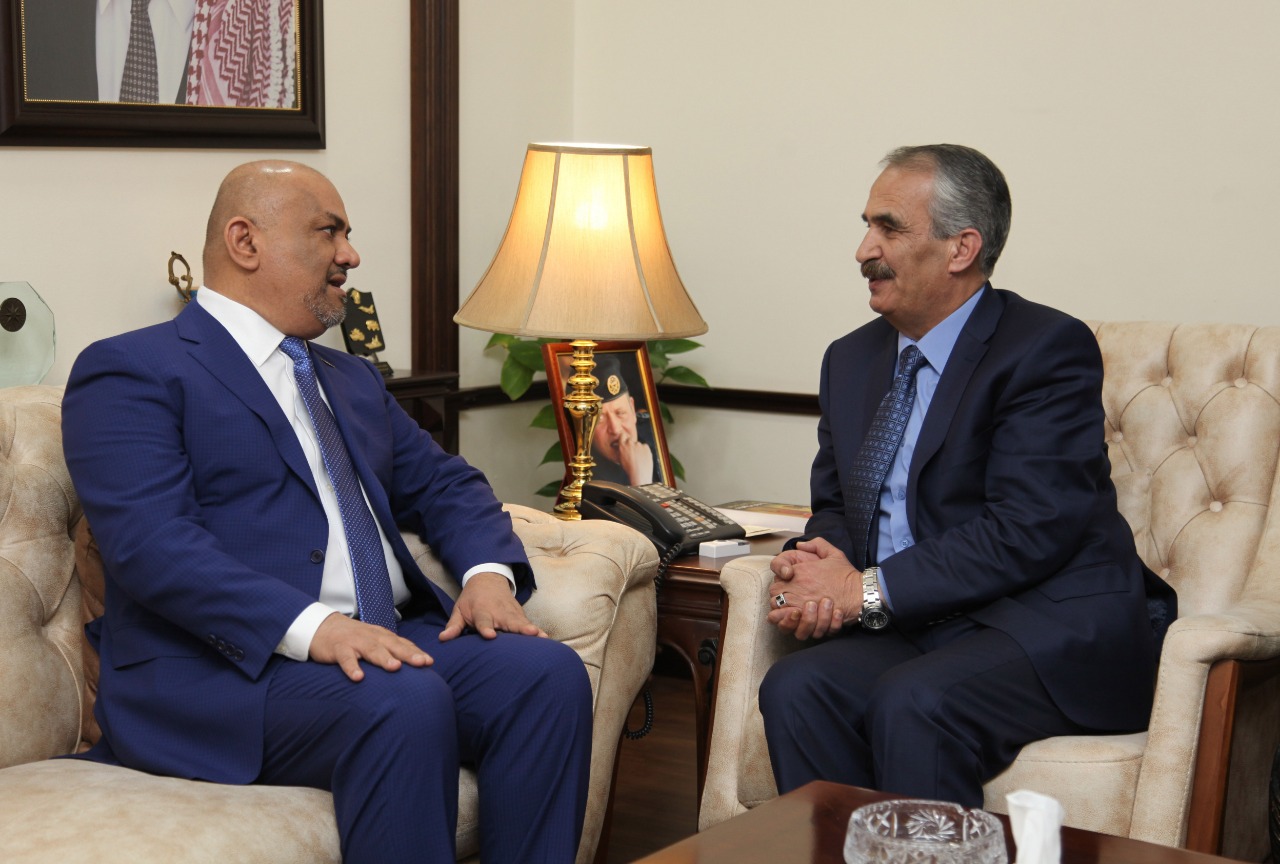 المبيضين يلتقي وزير الخارجية اليمني (صور)