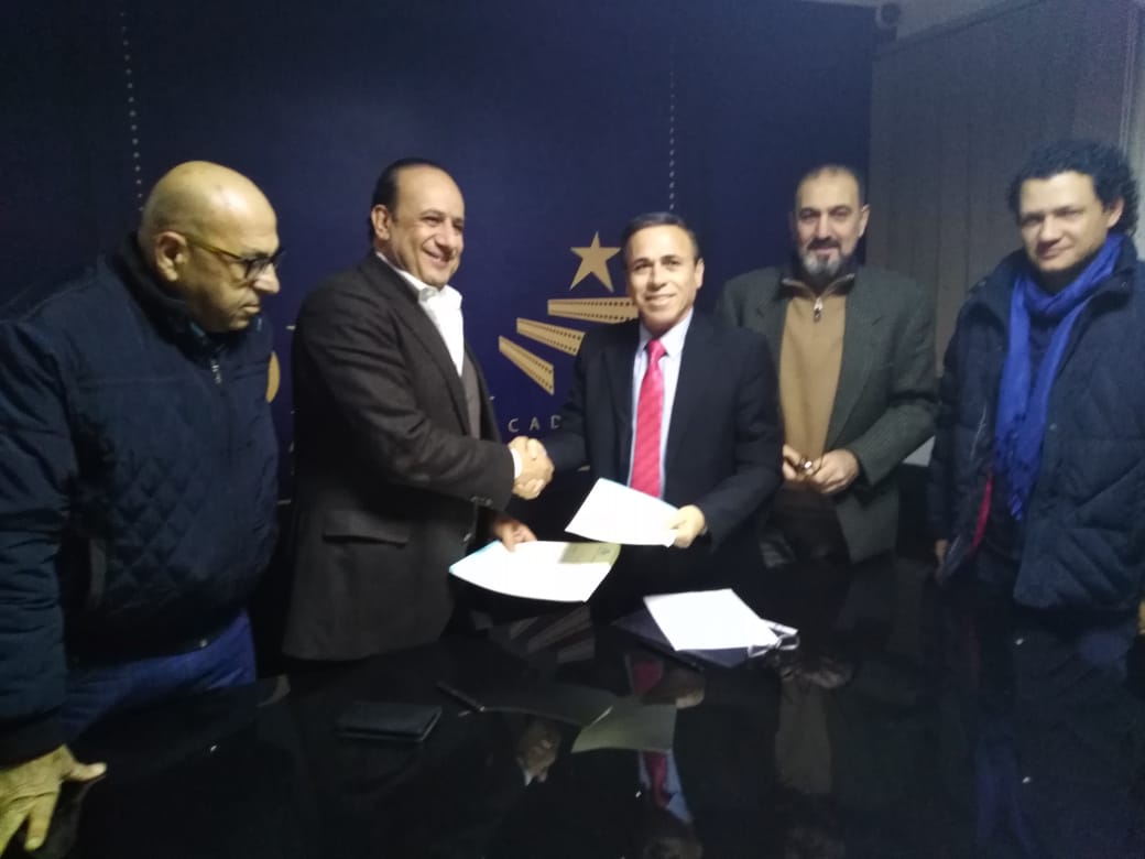 اتفاقية تعاون بين «نقابة الفنانين» و«جمعية