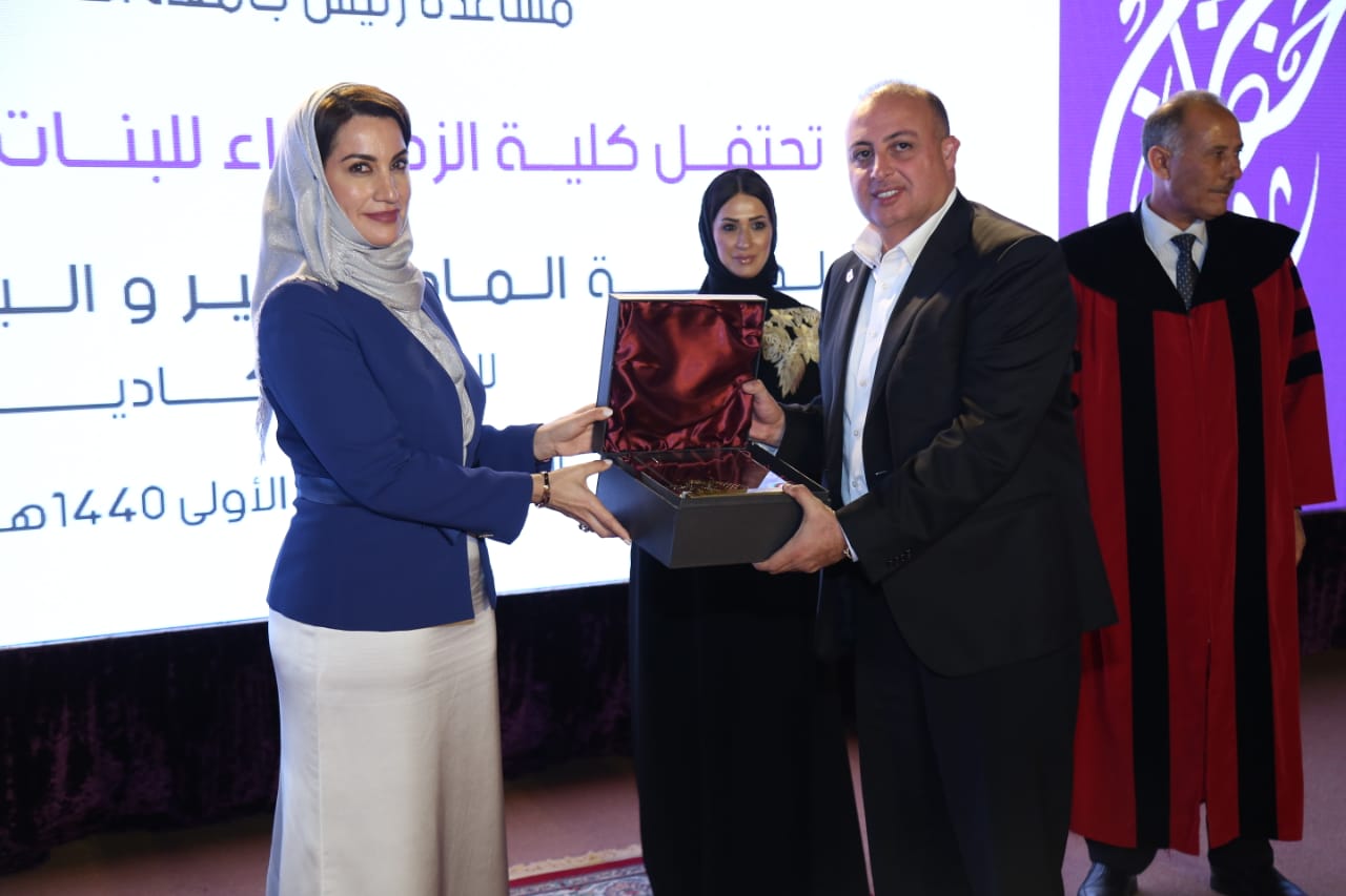 وفد من عمان الاهلية يشارك بحفل