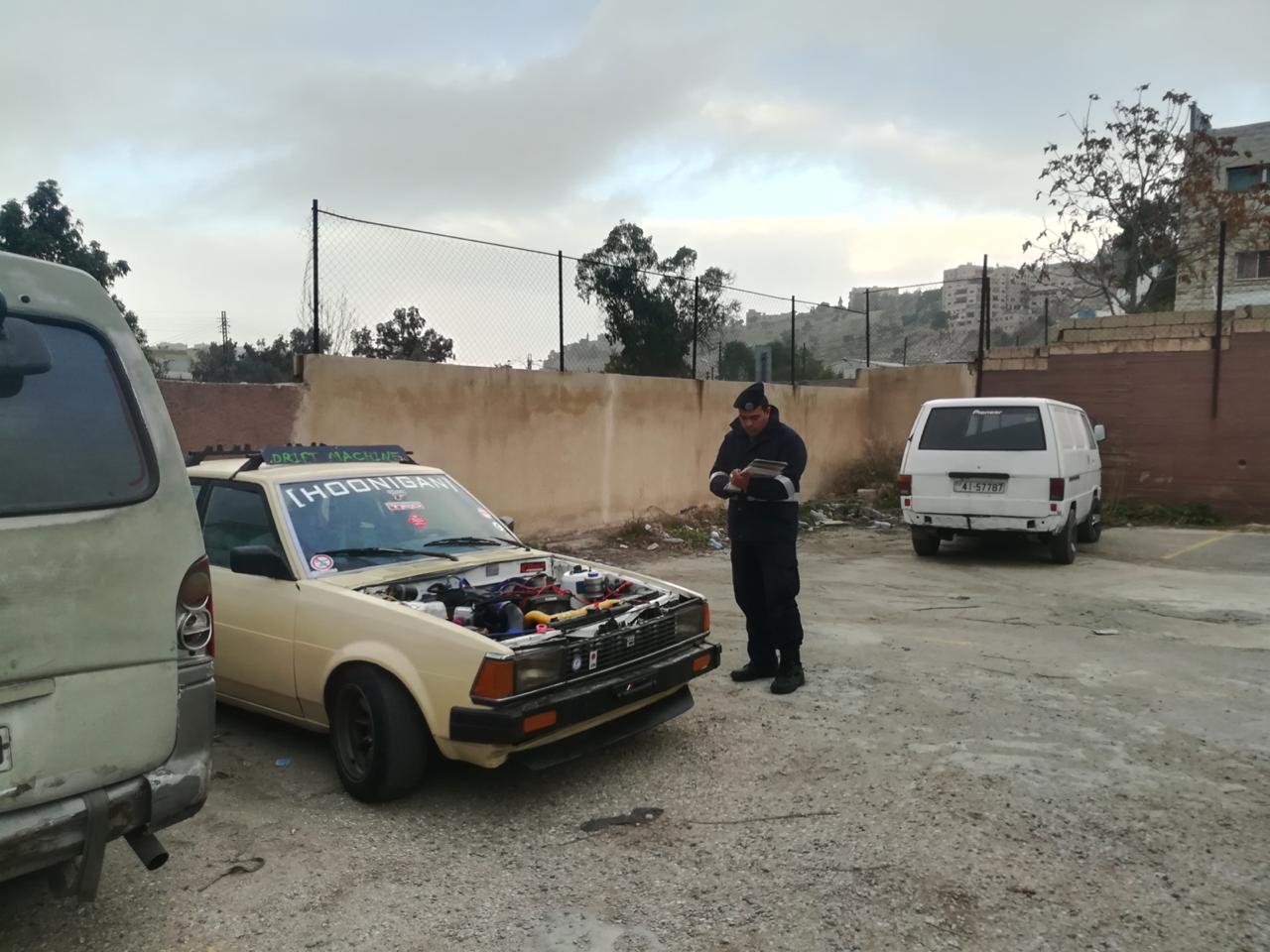 الامن: ضبط سائق قاد مركبته بطريقة