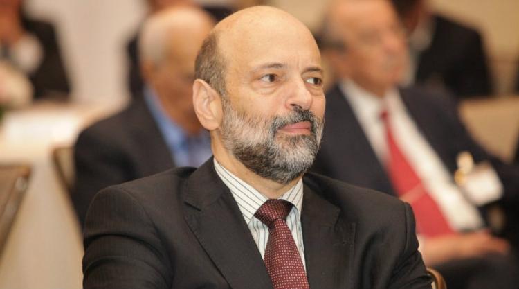 الرزاز يقرر احتساب اجور الجلسة الثانية