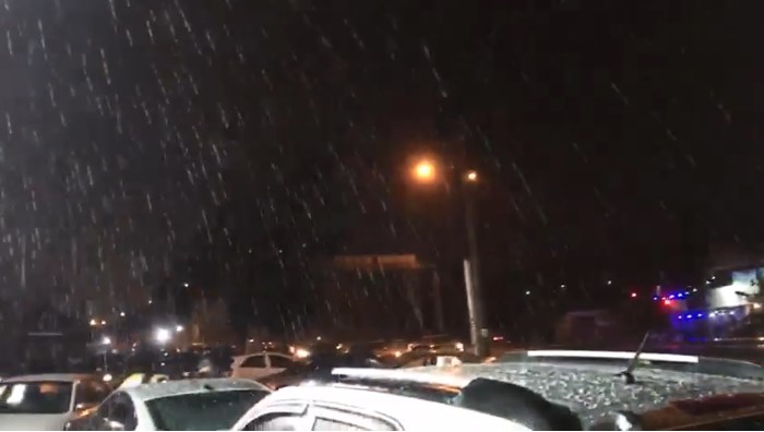 حبات البرد تضرب مناطق في عمّان