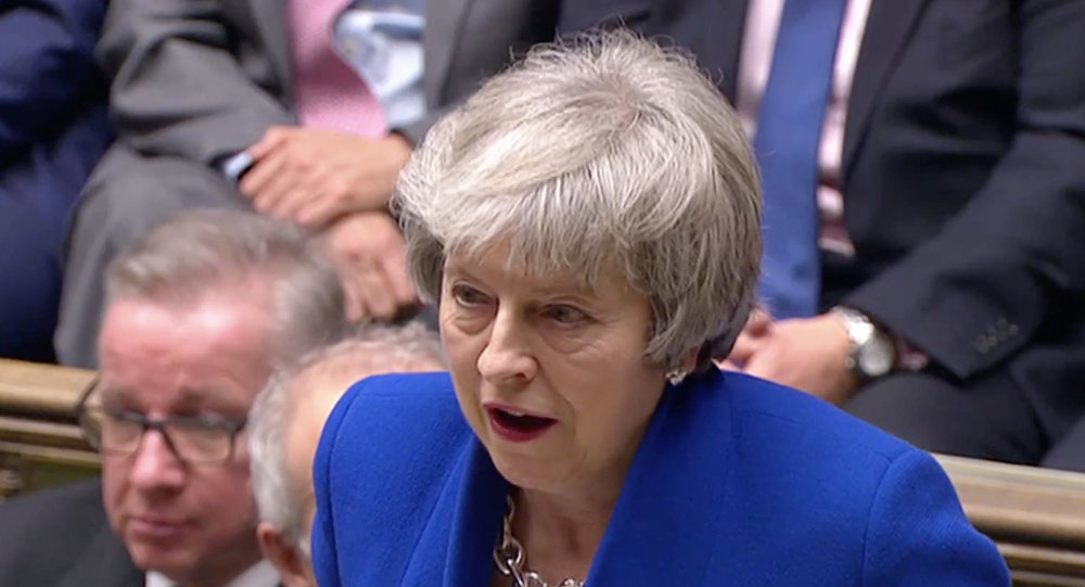 البرلمان البريطاني يرفض سحب الثقة من