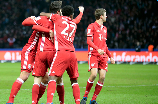 بايرن يسحق هامبورج 8-0