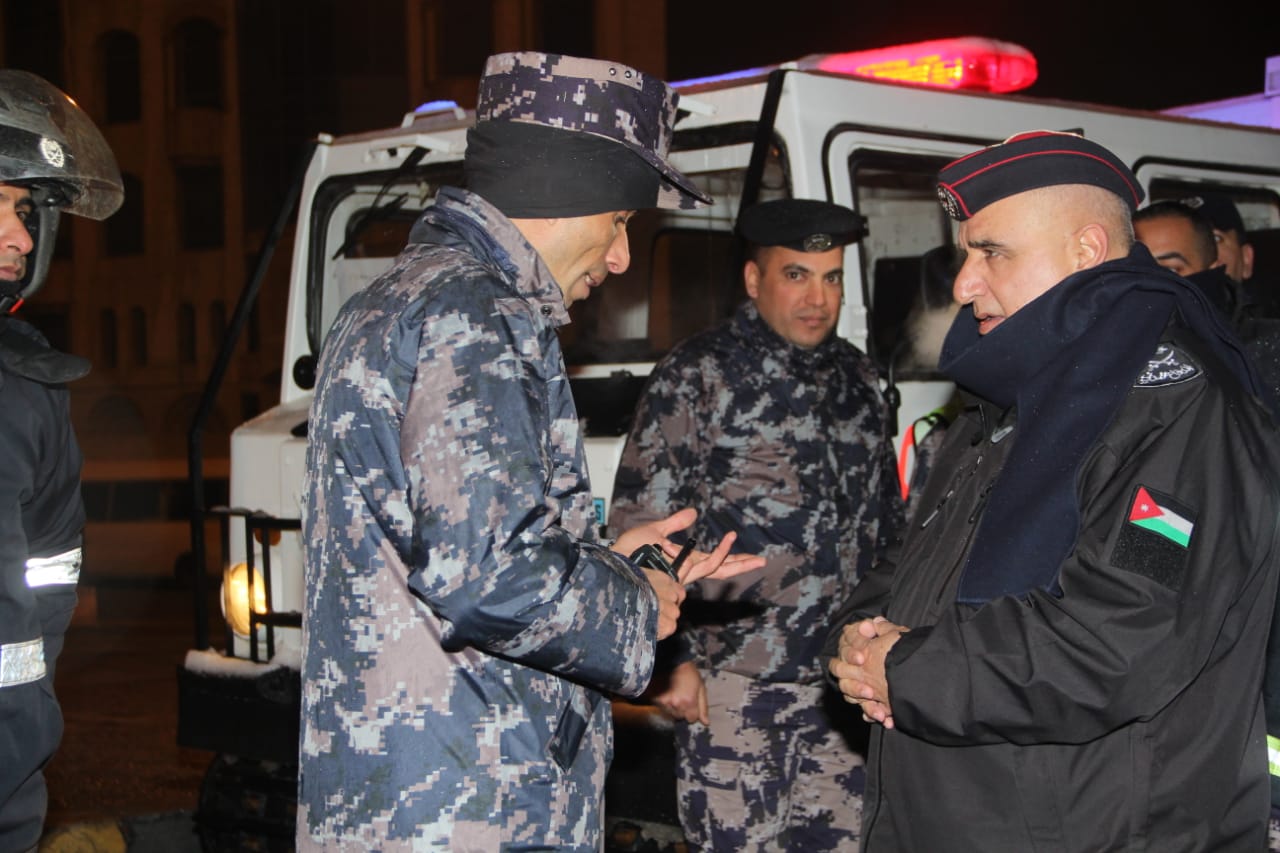 اللواء البزايعة يتفقد مرتبات الدفاع المدني