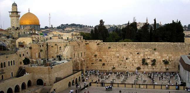 الاردن يدين قيام الاحتلال بنصب أعمدة