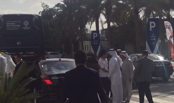 شاهد.. ولي العهد يصل إلى الملعب