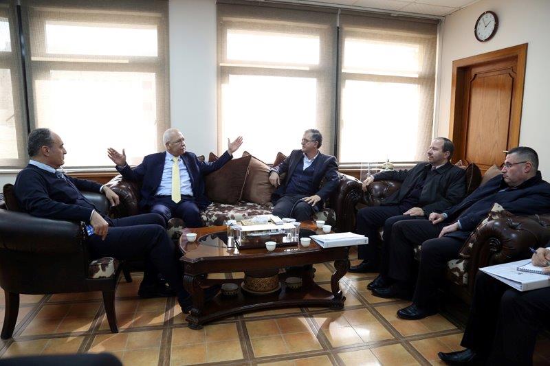 «المهندسين» تلتقي «الكهرباء الوطنية» لبحث التعاون