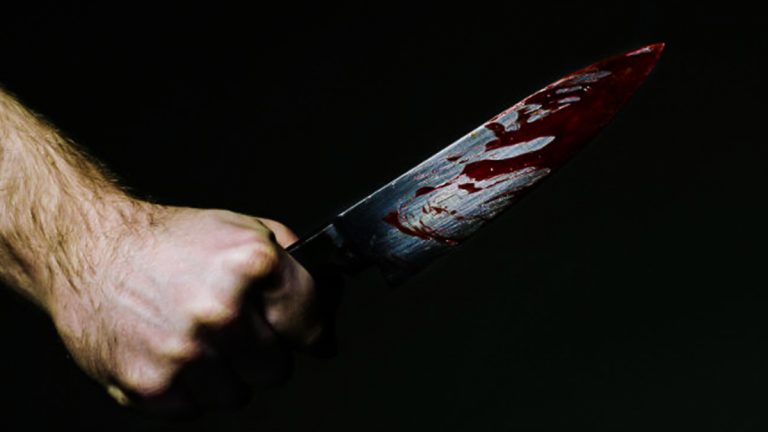 مصري يقتل زوج ابنته طعنا بسكين