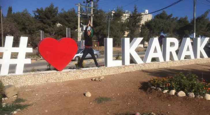 سائح نرويجي يطلب من رئيس بلدية