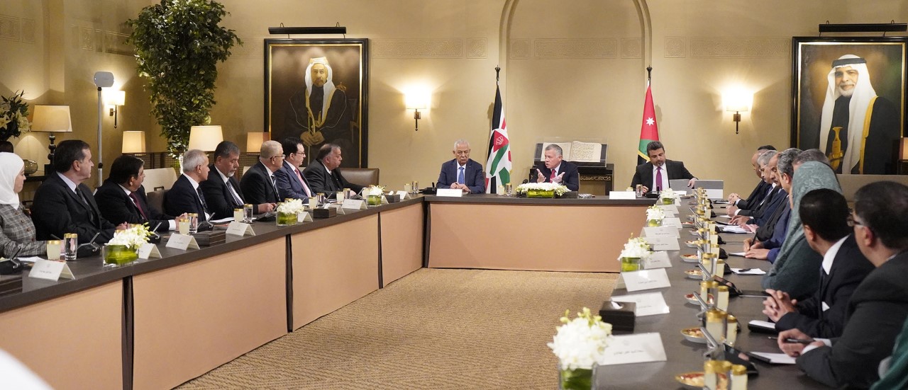 ماذا قال الملك في لقائه رئيس