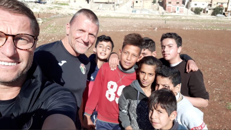 الامير علي يغرد لـ فيتال ..