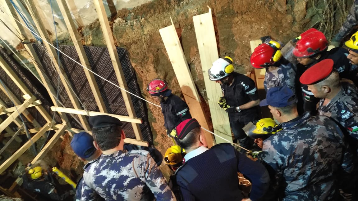 الدفاع المدني: ما زلنا نبحث عن