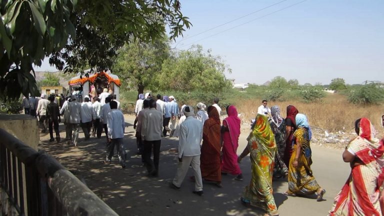 حادثة مأساوية.. عائلة ذهبت لتشييع جنازة