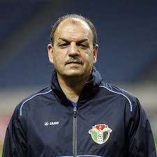 هل يصمد الرهان على تمديد المدرب