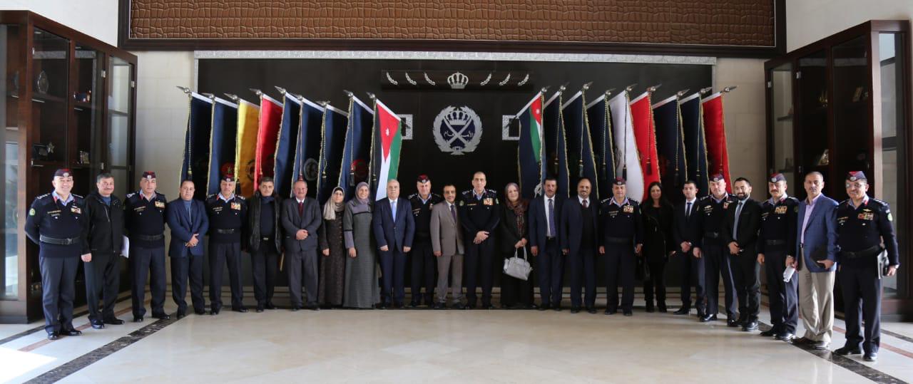 الحمود يلتقي اعضاء كتلة وطن النيابية