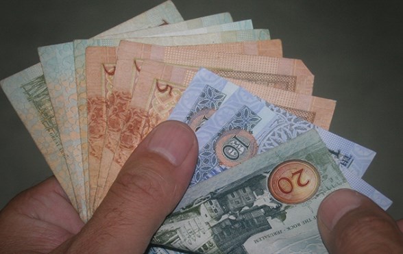 بلدية معاذ: زيادة 30% لموظفيها