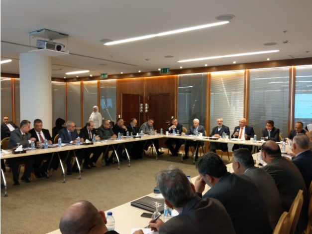 توافق حزبي على مراجعة شاملة لتجربة