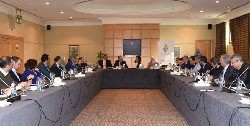 زواتي: مشاريع الطاقة المتجددة لن تتوقف