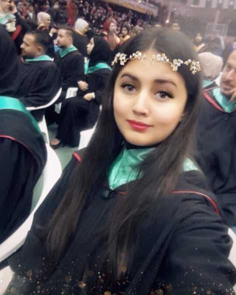 رناد عاطف الشياب.. مبروك البكالوريوس بتفوق