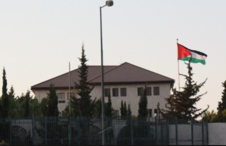 الحكومة توافق على رفع قيمة عطاءات