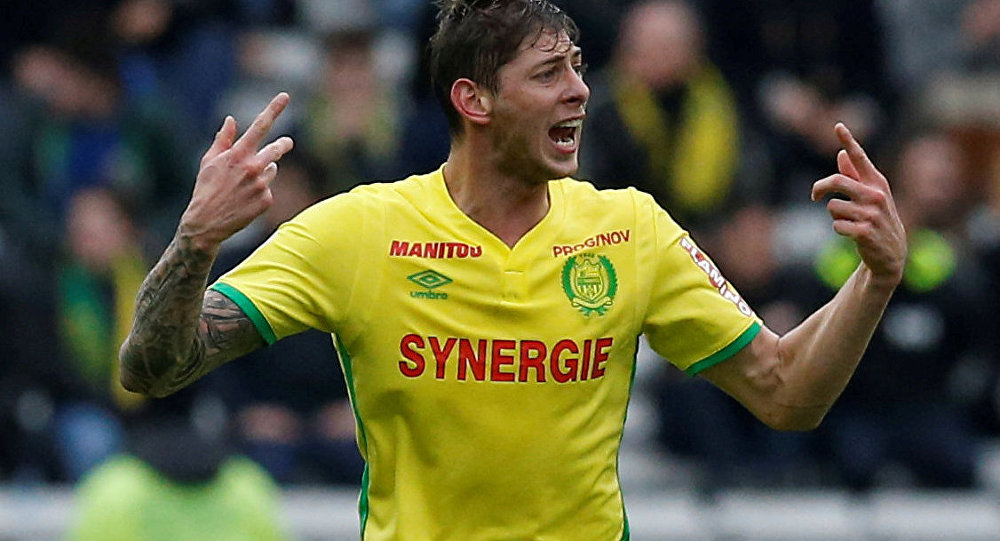 نانت يطالب كارديف بدفع قيمة صفقة