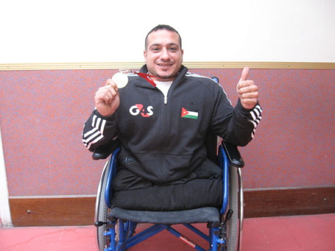 الرباع ’قرادة‘ يهدي الأردن أول ميدالية