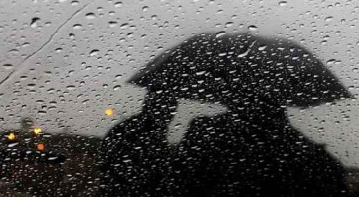 كتلة هوائية باردة وأمطار وتحذير من