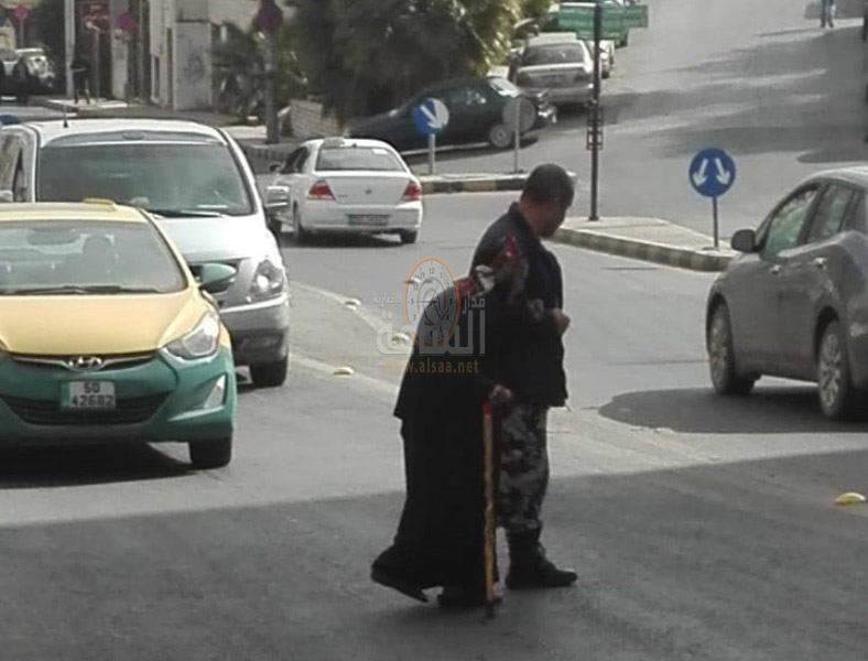 حدث أمام دائرة الجمارك (شاهد)