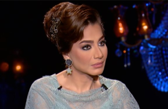 نجاة إعلامية مصرية شهيرة من محاولة