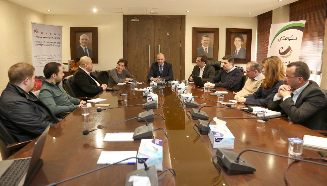 وزير الاتصالات: إعداد إطار تشريعي للشركات