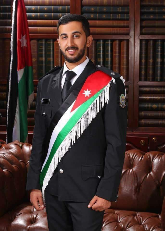 الملازم أنس الخزاعي.. مبروك التخرج