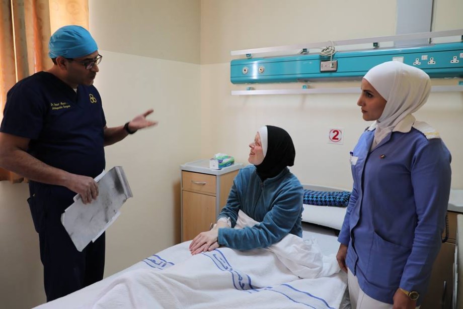 الأمريكية جينيفر جيمسي: كان للخدمات الطبية