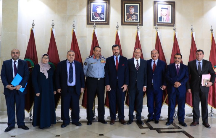 الحواتمة يؤكد أهمية التكامل بين السلطتين